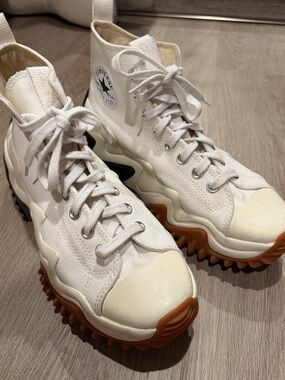 Converse High-Top Sneakers in Off-White and Gum